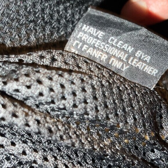 Vintage Zony Inc Heavy Duty Genuine Leather Motorcycle Jacket Size M - Picture 14 of 15